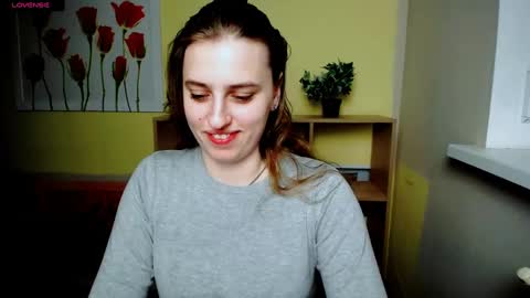 Snapshot of mariatess_ chatting on February 20, 12:57 pm Mariia online show from February 20, 12:57 pm