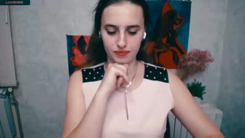 Snapshot of mariatess_ chatting on October 4, 12:22 pm Mariia online show from October 4, 12:22 pm