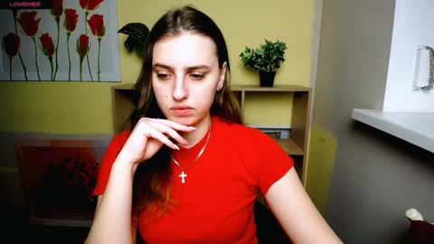 Snapshot of mariatess_ chatting on March 4, 2:21 pm Mariia online show from March 4, 2:21 pm