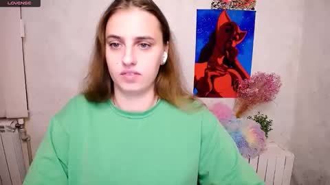 Snapshot of mariatess_ chatting on September 25, 8:46 am Mariia online show from September 25, 8:46 am