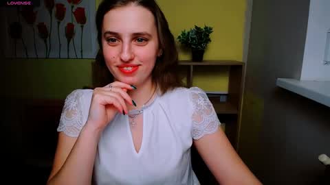 Snapshot of mariatess_ chatting on December 27, 11:17 am Mariia online show from December 27, 11:17 am