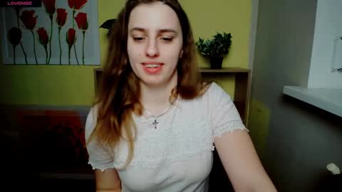 Snapshot of mariatess_ chatting on February 14, 12:14 pm Mariia online show from February 14, 12:14 pm