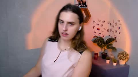 Snapshot of mariatess_ chatting on October 14, 12:08 pm Mariia online show from October 14, 12:08 pm