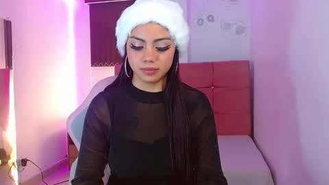Snapshot of maribelsex303av chatting on December 4, 11:30 am maribelsex303av online show from December 4, 11:30 am