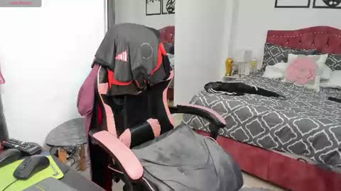 marie online show from June 24, 10:42 pm