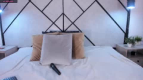 Snapshot of marie_miller_ chatting on February 12, 12:01 pm M A R I E online show from February 12, 12:01 pm