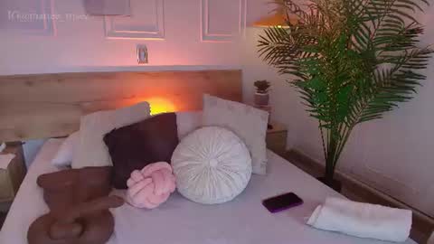 Mary online show from July 30, 2:45 am