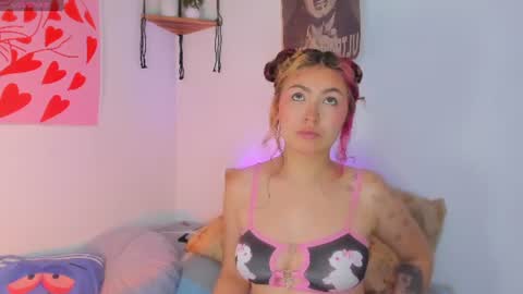Mariee online show from July 31, 8:10 pm