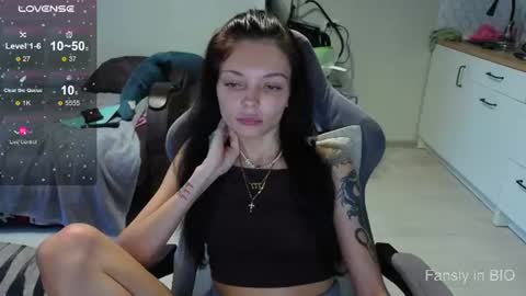 Maria  online show from July 8, 6:43 pm