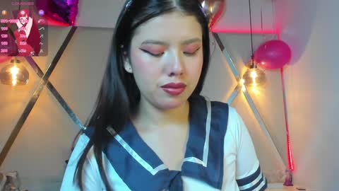 Snapshot of marielqueenx chatting on February 6, 6:40 am Viviana online show from February 6, 6:40 am