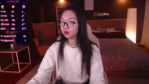 Marine  online show from December 9, 5:30 pm