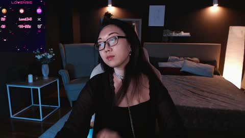 Marine  online show from December 7, 5:31 pm