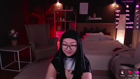 Marine  online show from October 1, 2:22 pm