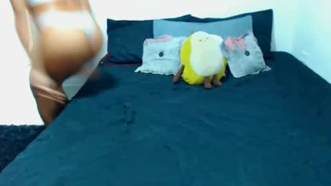 marisa online show from November 15, 8:10 pm