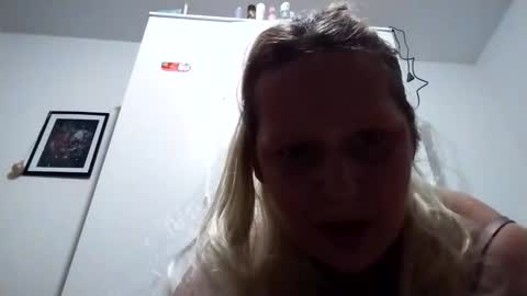 marlene123415736 online show from December 5, 8:10 pm