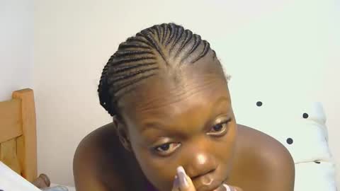 Marlie online show from May 3, 2:48 am
