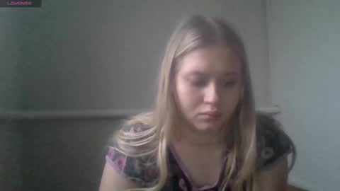 Snapshot of marmel199 chatting on December 26, 12:49 pm Liza online show from December 26, 12:49 pm