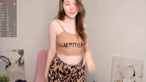 marniborth online show from June 17, 6:04 am