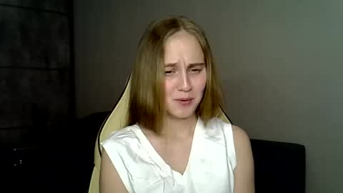 marryvi online show from March 18, 12:21 pm