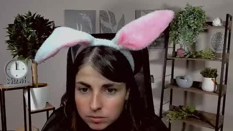 martaedams online show from November 13, 6:45 am