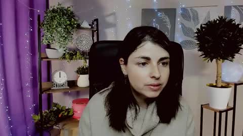 martaedams online show from March 7, 7:04 am