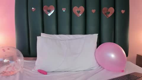 Martina Divine online show from November 19, 1:44 pm