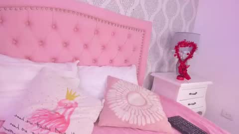 Snapshot of martina_rivera_ chatting on February 14, 11:53 am Martina online show from February 14, 11:53 am
