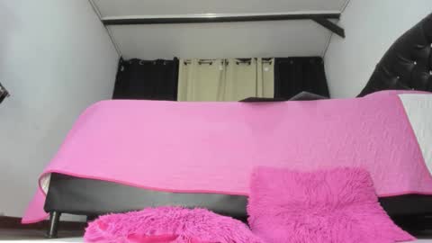 Martina online show from February 11, 3:30 am