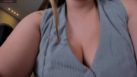 Martinna Bonnet online show from February 14, 10:49 am