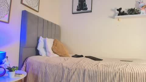 mary_cute9 online show from April 29, 12:08 pm