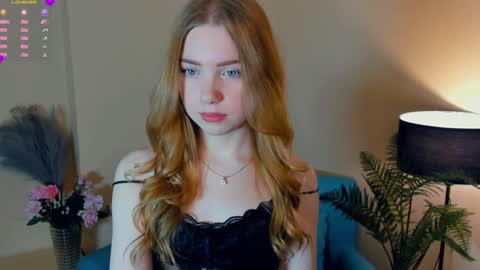 Snapshot of mary_hope_u chatting on February 8, 7:26 am Mary online show from February 8, 7:26 am