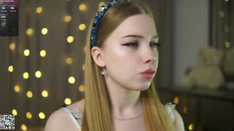 Snapshot of mary_hope_u chatting on January 16, 6:03 am Mary online show from January 16, 6:03 am