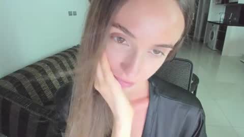 Mary Jane online show from June 17, 5:09 am
