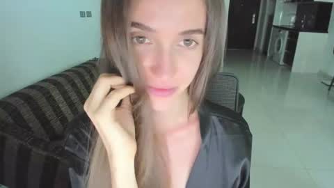 Mary Jane online show from July 15, 5:01 am