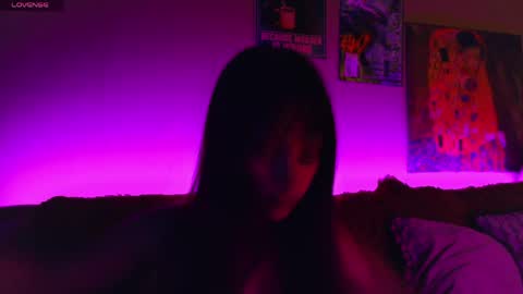     online show from May 2, 1:09 am