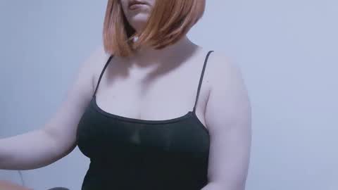 marycrazy2025 online show from May 1, 2:37 am