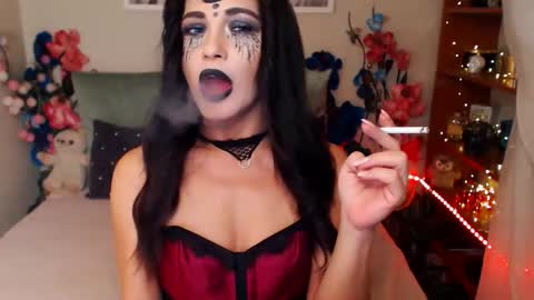 Mary online show from October 31, 8:51 am