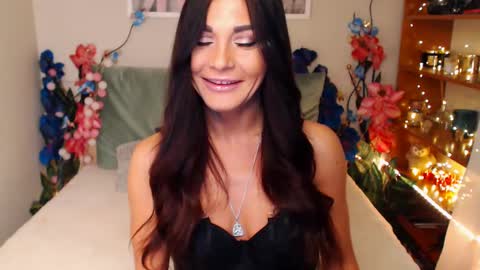 Mary online show from February 20, 4:07 am