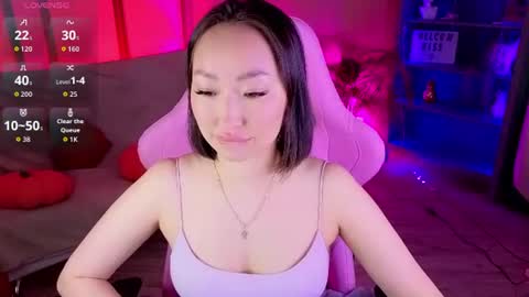 Mary online show from June 12, 12:57 pm