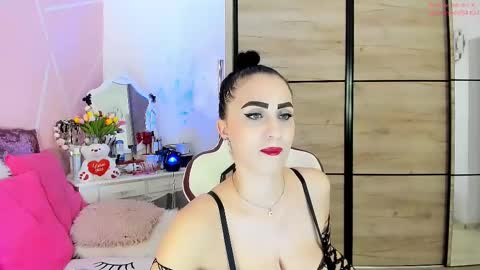 Maryelle online show from February 19, 8:10 pm