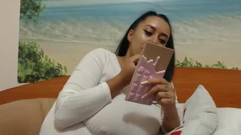 maryem online show from October 4, 2:22 pm