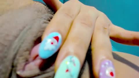 Snapshot of maryjoe11 chatting on December 13, 1:48 am maryjoe11 online show from December 13, 1:48 am