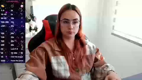 Snapshot of maryluna95 chatting on September 19, 9:47 pm Dulce Maria online show from September 19, 9:47 pm