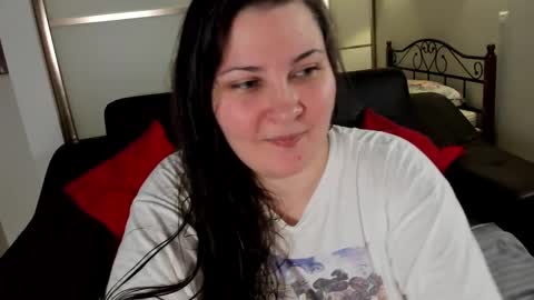 Mary online show from February 25, 6:33 pm