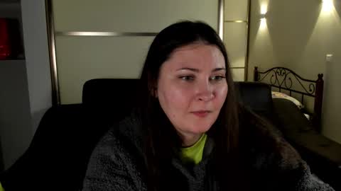 Mary online show from February 14, 5:36 pm