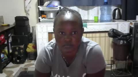Snapshot of maseratty chatting on September 27, 3:52 pm Cate online show from September 27, 3:52 pm
