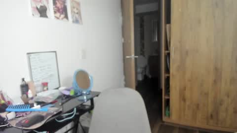 Snapshot of matilde27 chatting on January 24, 9:39 am Daniela online show from January 24, 9:39 am
