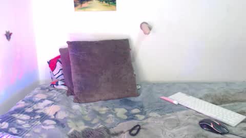 Snapshot of matraves chatting on October 2, 11:15 am matraves online show from October 2, 11:15 am