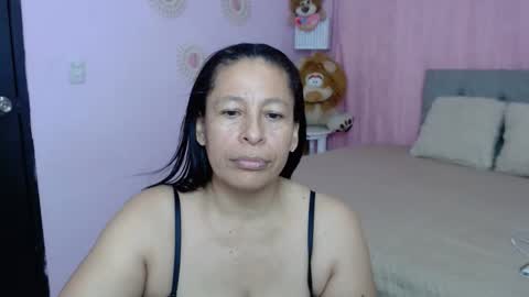 Snapshot of mature_martina_ chatting on October 6, 11:42 pm Martina online show from October 6, 11:42 pm