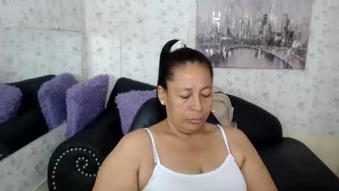 Martina online show from June 28, 9:10 pm